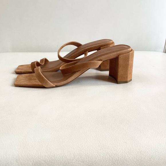 By Far Tanya Tan Neutral Slip On Heel Sandals SZ 7 - Picture 4 of 10